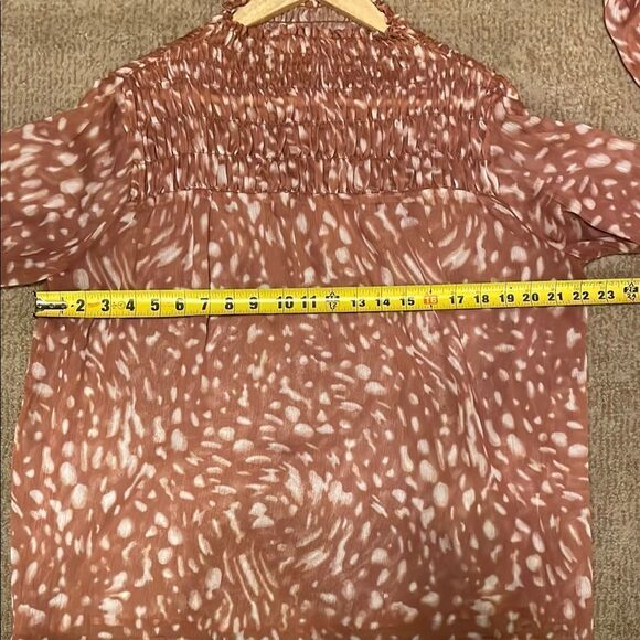 Sheer Grade & Gather Top - Picture 7 of 8